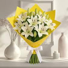 Elegant Lily Bouquet